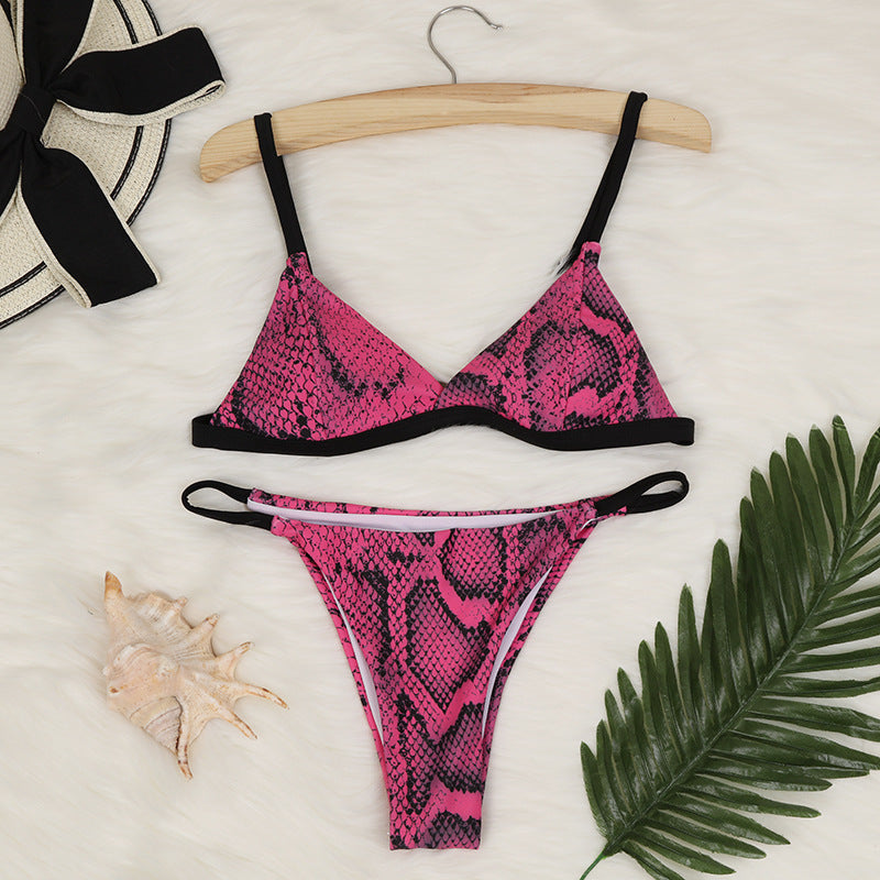 Multicolor printed three-point bikini