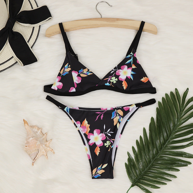 Multicolor printed three-point bikini